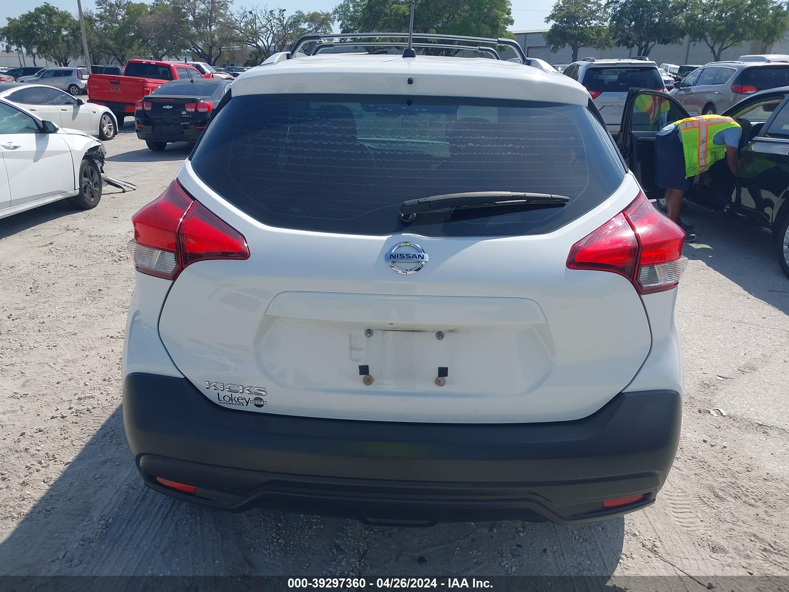 Photo 15 VIN: 3N1CP5CU4KL505973 - NISSAN KICKS 