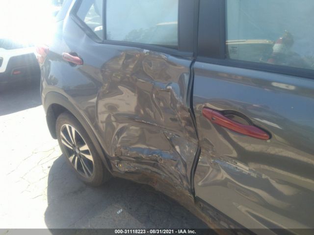 Photo 5 VIN: 3N1CP5CU5JL503647 - NISSAN KICKS 