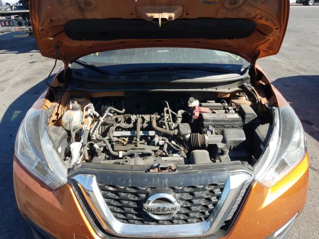 Photo 6 VIN: 3N1CP5CU5JL518049 - NISSAN KICKS 