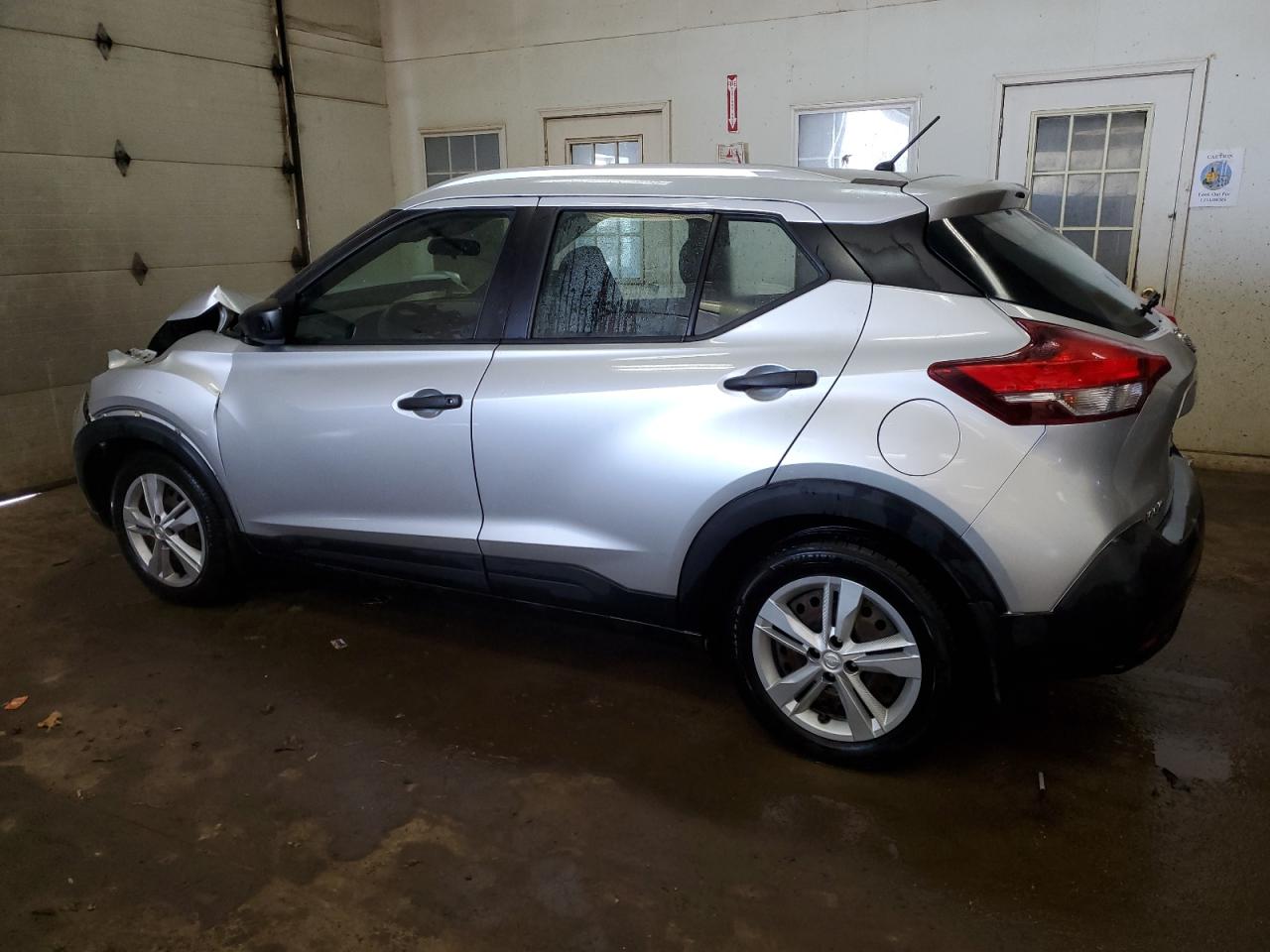 Photo 1 VIN: 3N1CP5CU5JL525339 - NISSAN KICKS 