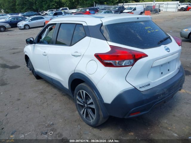 Photo 2 VIN: 3N1CP5CU5JL536387 - NISSAN KICKS 