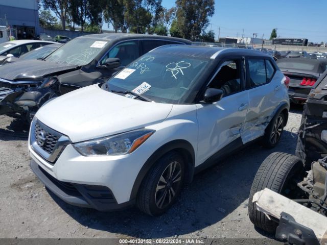 Photo 1 VIN: 3N1CP5CU5JL536972 - NISSAN KICKS 