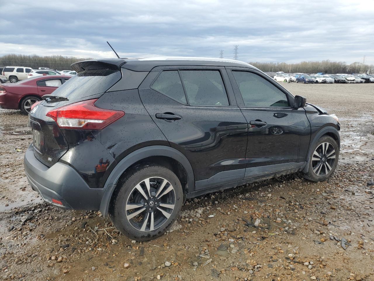 Photo 2 VIN: 3N1CP5CU5KL502189 - NISSAN KICKS 