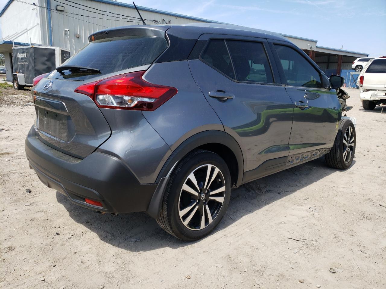 Photo 2 VIN: 3N1CP5CU5KL511412 - NISSAN KICKS 