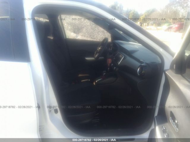 Photo 4 VIN: 3N1CP5CU5KL541302 - NISSAN KICKS 