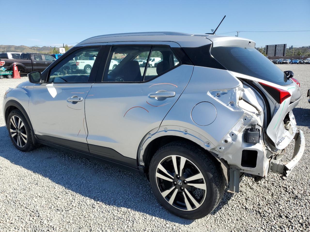 Photo 1 VIN: 3N1CP5CU5KL542479 - NISSAN KICKS 