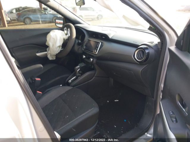 Photo 4 VIN: 3N1CP5CU5KL552185 - NISSAN KICKS 