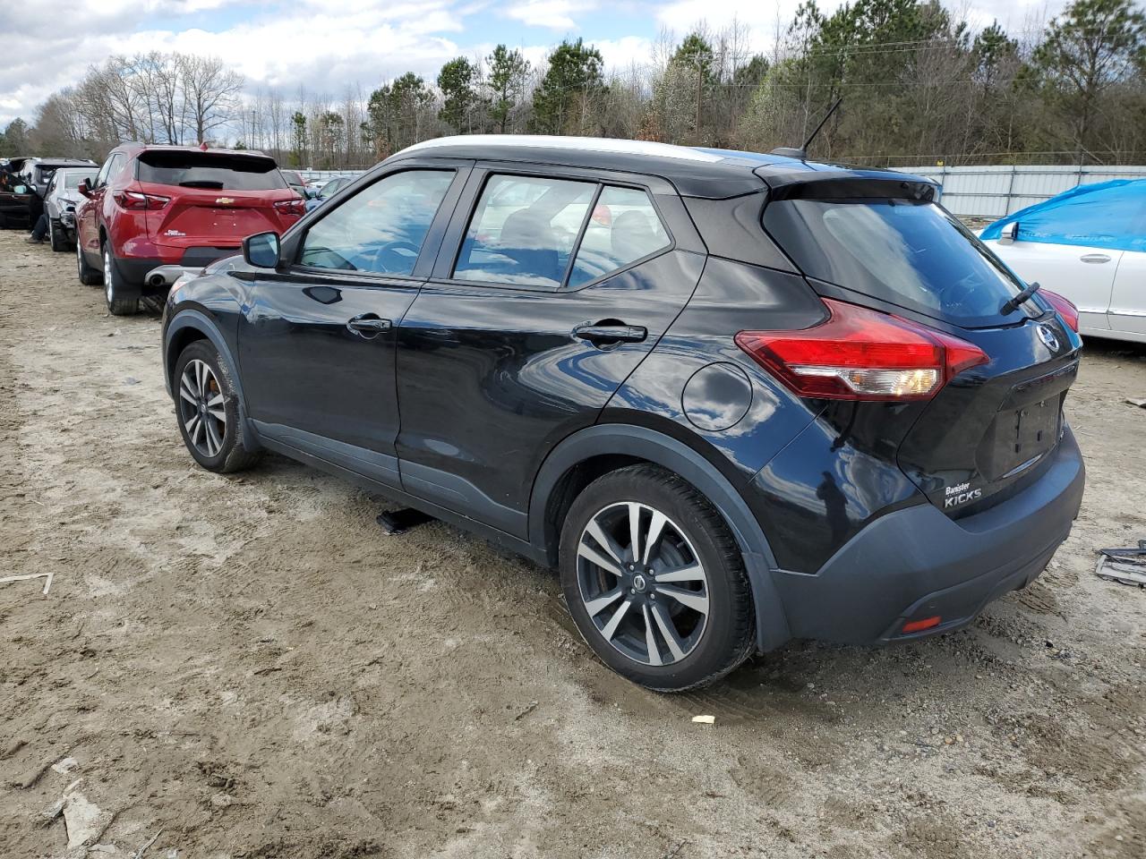 Photo 1 VIN: 3N1CP5CU6JL533160 - NISSAN KICKS 