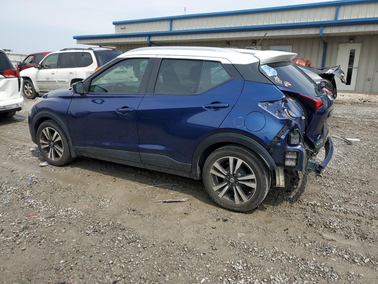 Photo 1 VIN: 3N1CP5CU6JL538777 - NISSAN KICKS 