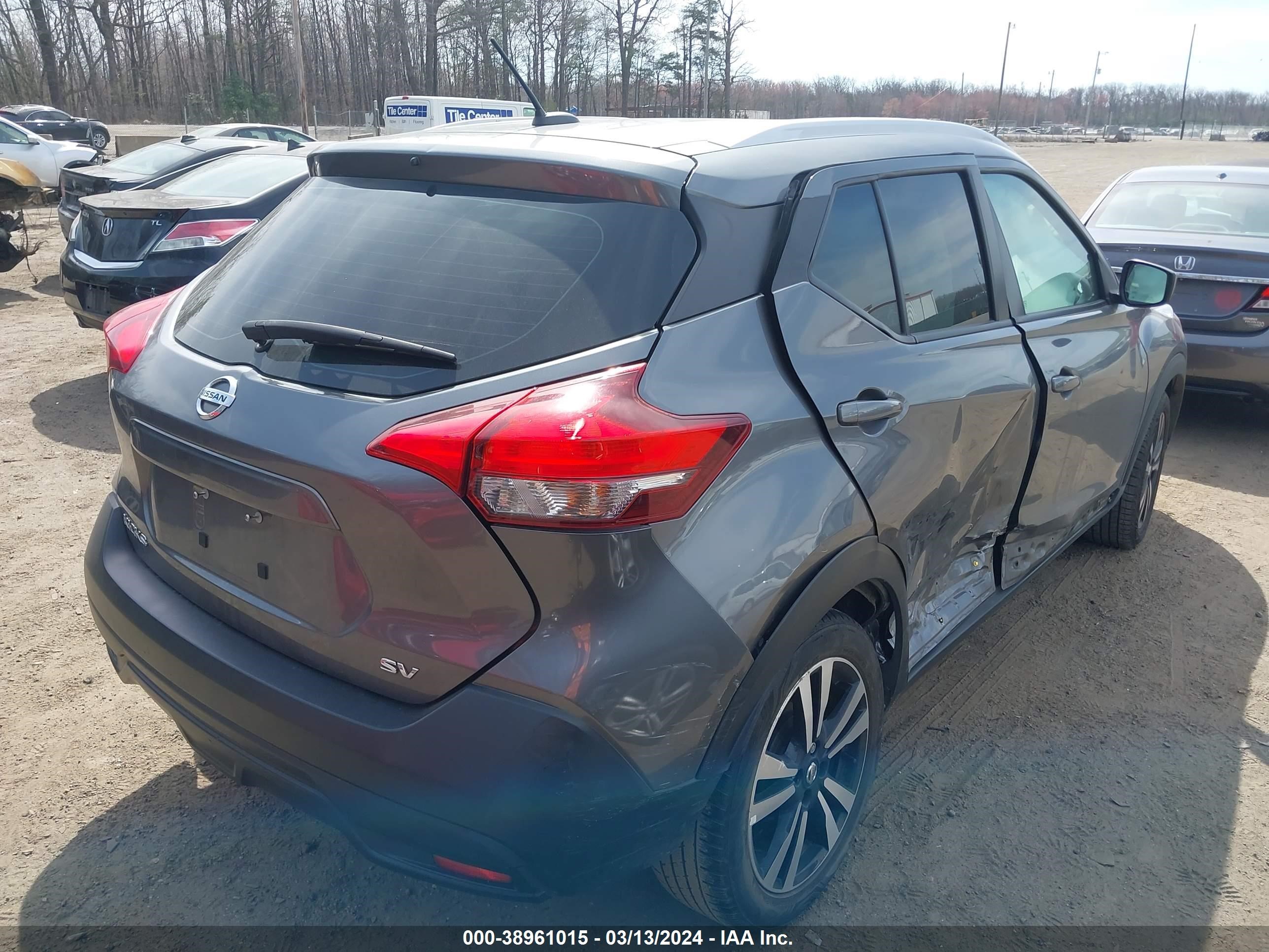 Photo 3 VIN: 3N1CP5CU6KL532883 - NISSAN KICKS 