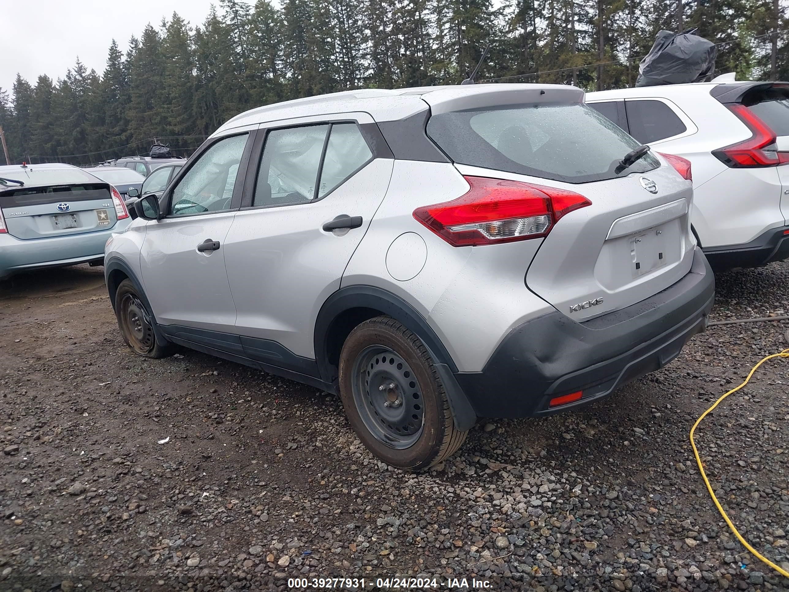 Photo 2 VIN: 3N1CP5CU6KL537890 - NISSAN KICKS 