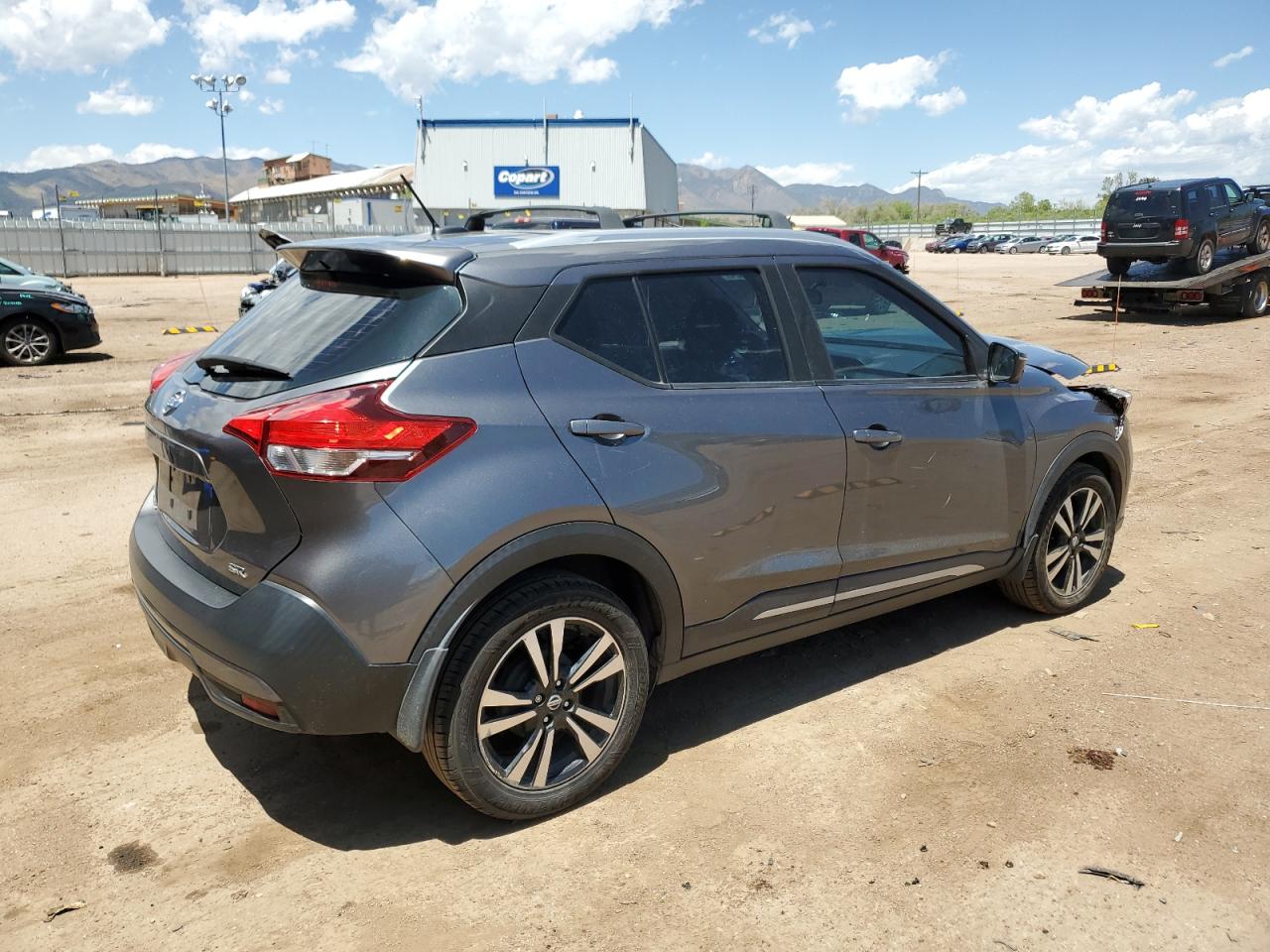 Photo 2 VIN: 3N1CP5CU7JL498760 - NISSAN KICKS 