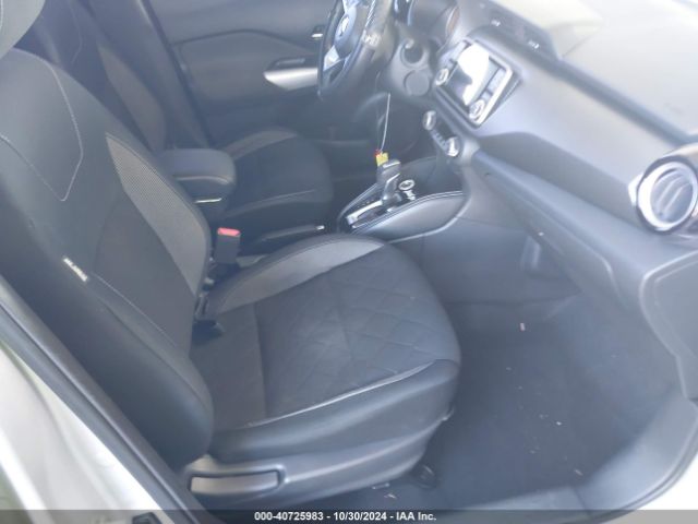 Photo 4 VIN: 3N1CP5CU7JL526461 - NISSAN KICKS 