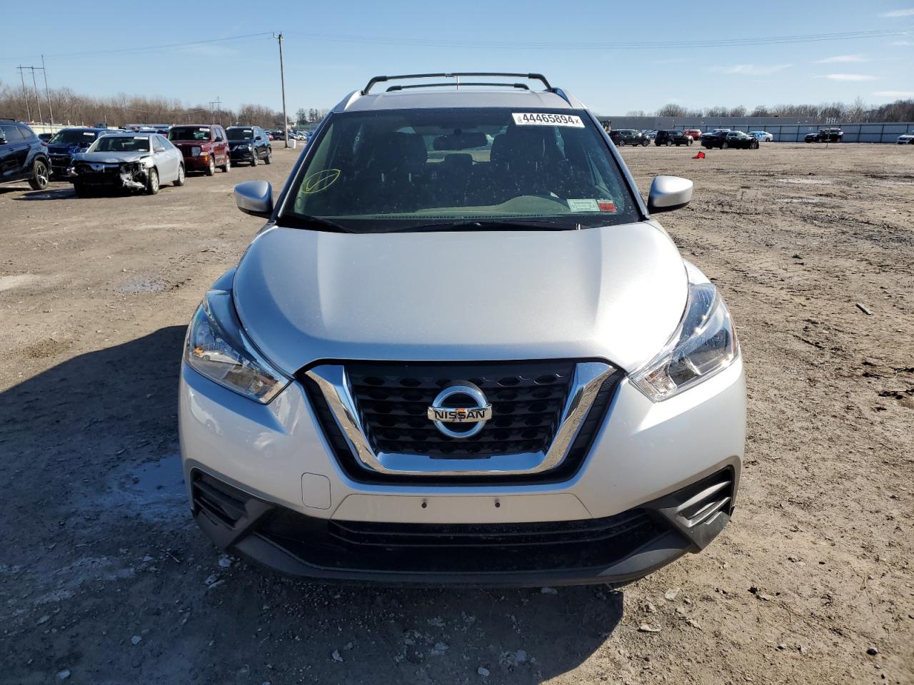 Photo 4 VIN: 3N1CP5CU7JL529683 - NISSAN KICKS 