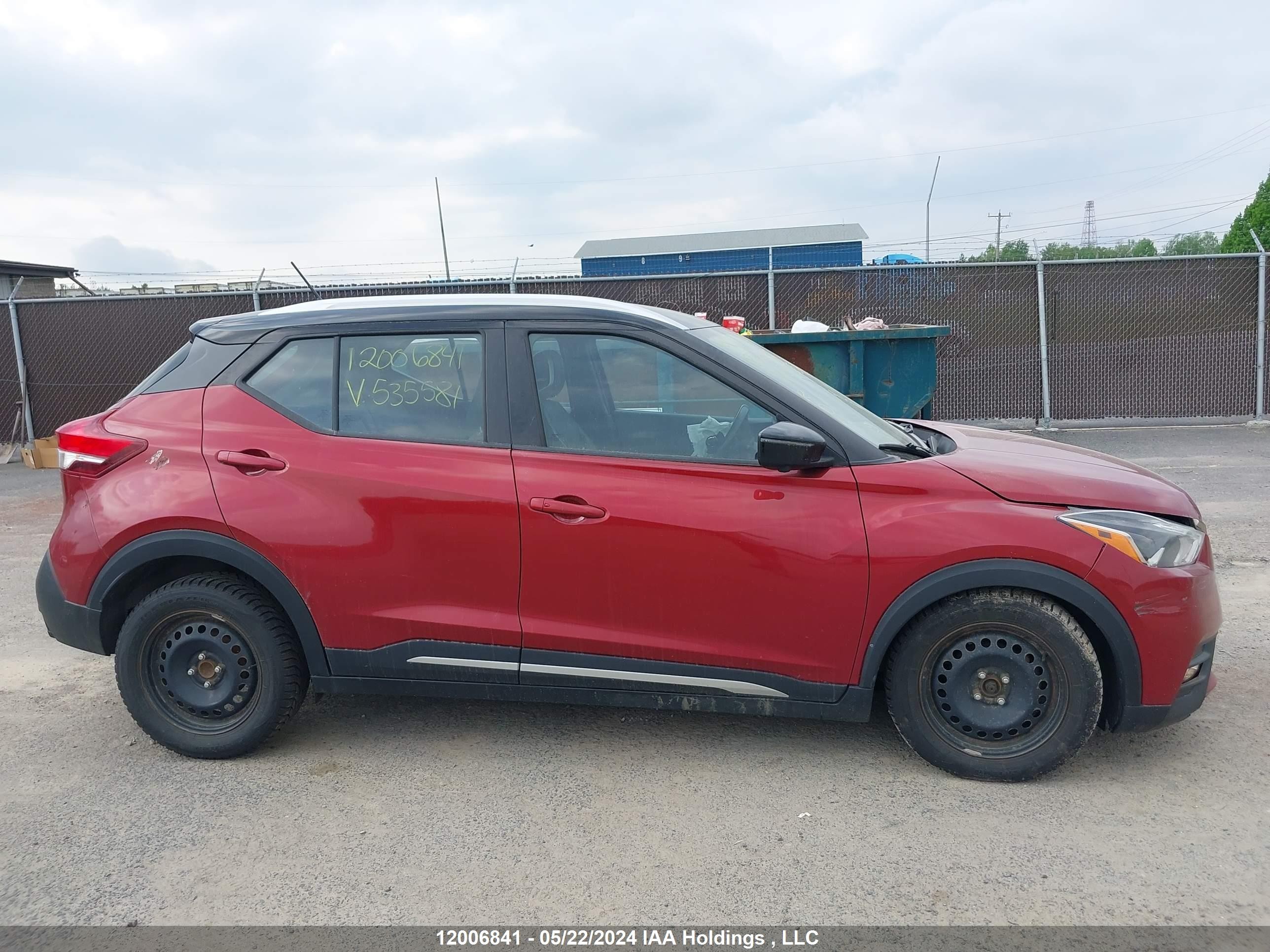 Photo 13 VIN: 3N1CP5CU7JL535581 - NISSAN KICKS 