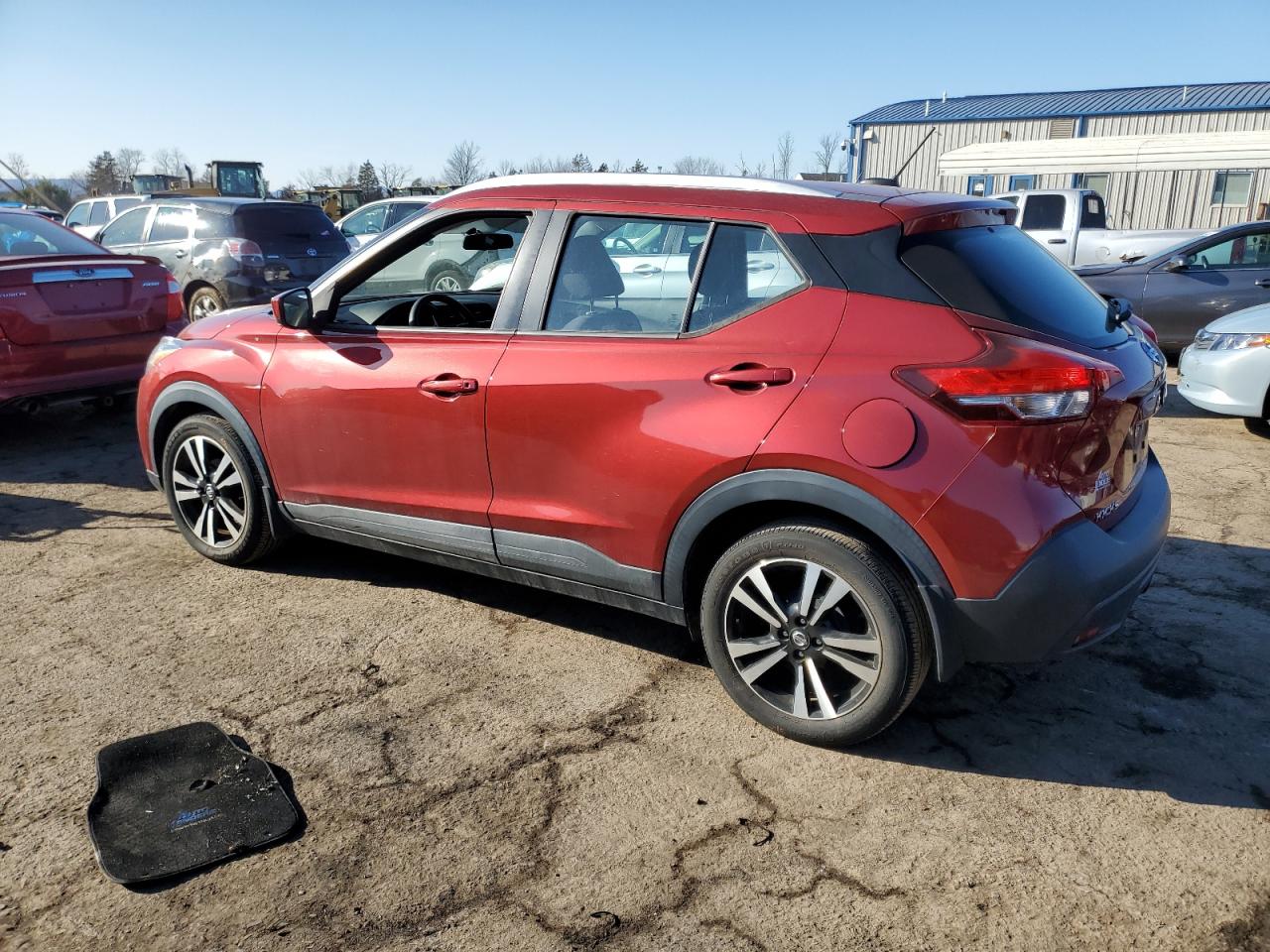 Photo 1 VIN: 3N1CP5CU7JL536018 - NISSAN KICKS 