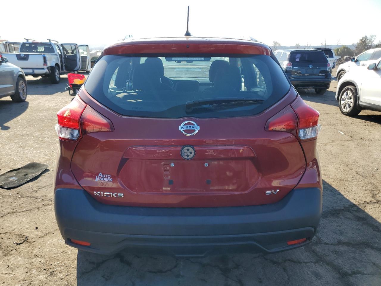 Photo 5 VIN: 3N1CP5CU7JL536018 - NISSAN KICKS 