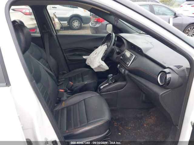 Photo 4 VIN: 3N1CP5CU7JL546712 - NISSAN KICKS 