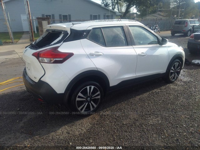 Photo 3 VIN: 3N1CP5CU7KL477702 - NISSAN KICKS 