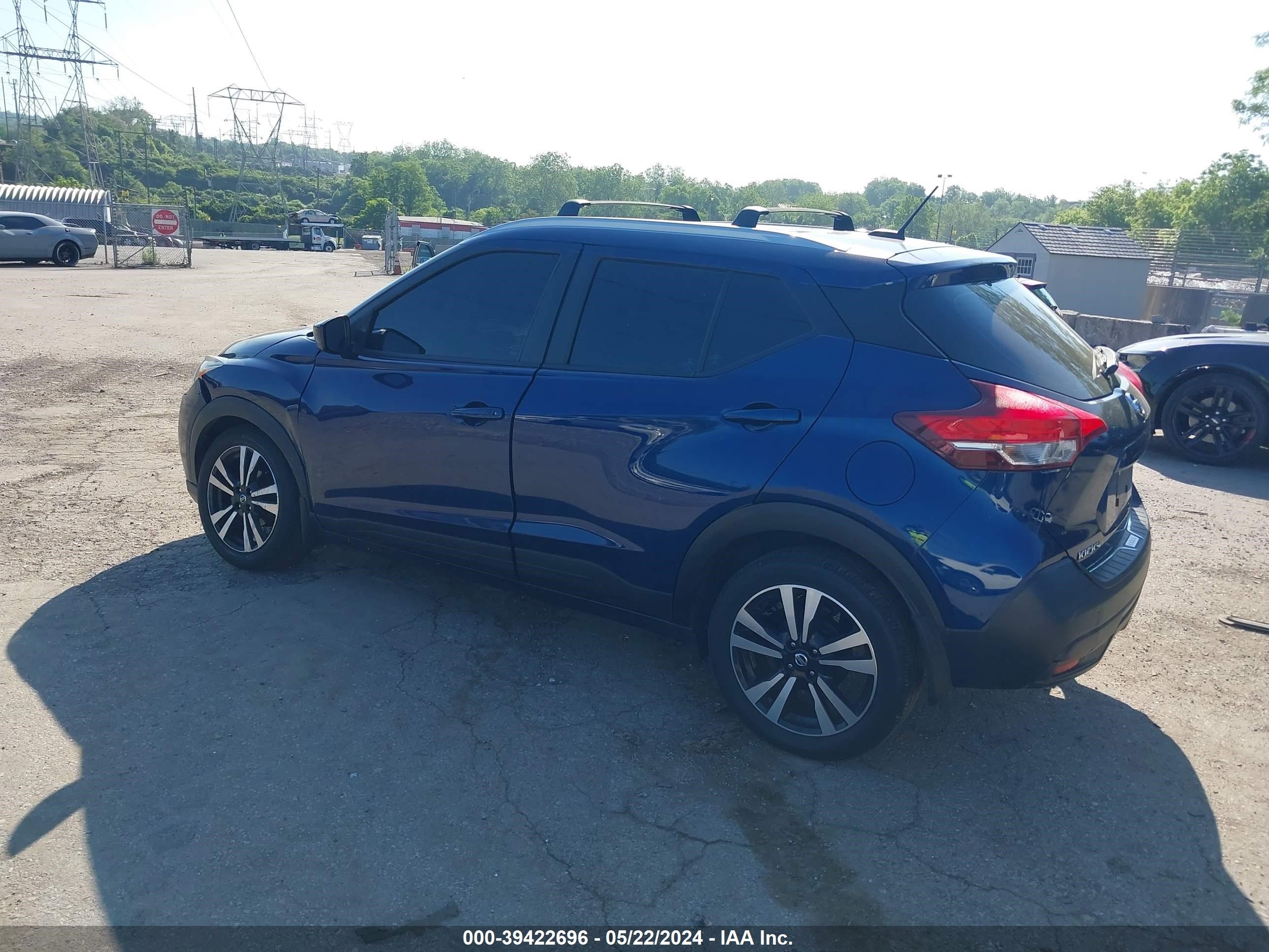 Photo 2 VIN: 3N1CP5CU7KL491745 - NISSAN KICKS 