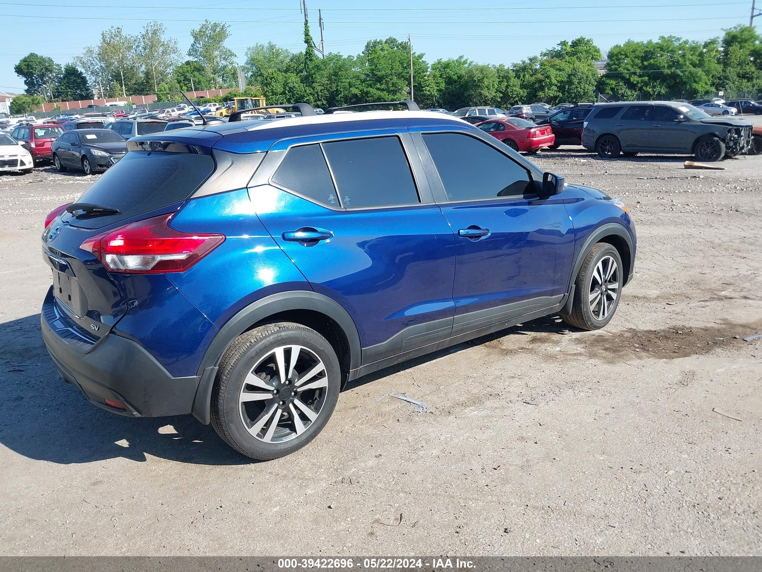 Photo 3 VIN: 3N1CP5CU7KL491745 - NISSAN KICKS 