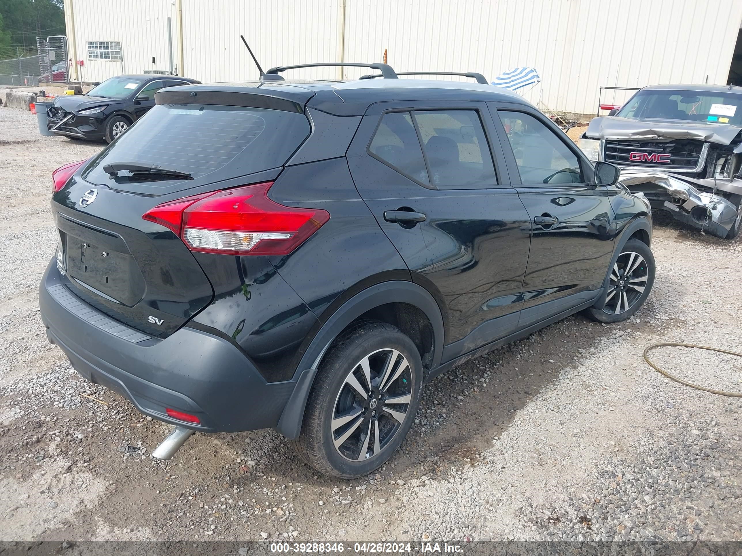 Photo 3 VIN: 3N1CP5CU7KL518099 - NISSAN KICKS 