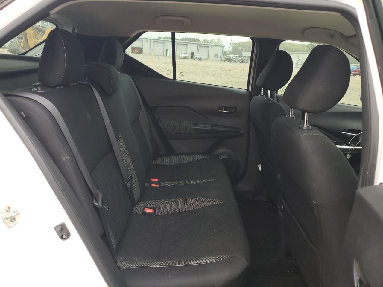 Photo 9 VIN: 3N1CP5CU7KL562927 - NISSAN KICKS 