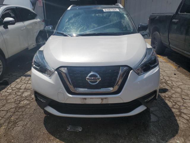 Photo 4 VIN: 3N1CP5CU7KL566153 - NISSAN KICKS 