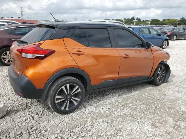 Photo 2 VIN: 3N1CP5CU8JL528879 - NISSAN KICKS S 