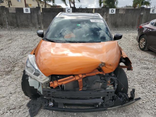 Photo 4 VIN: 3N1CP5CU8JL528879 - NISSAN KICKS S 