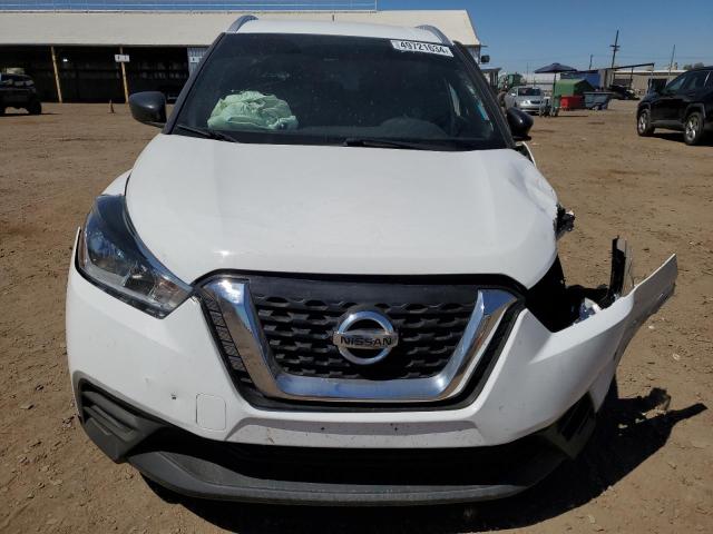 Photo 4 VIN: 3N1CP5CU8JL542121 - NISSAN KICKS 