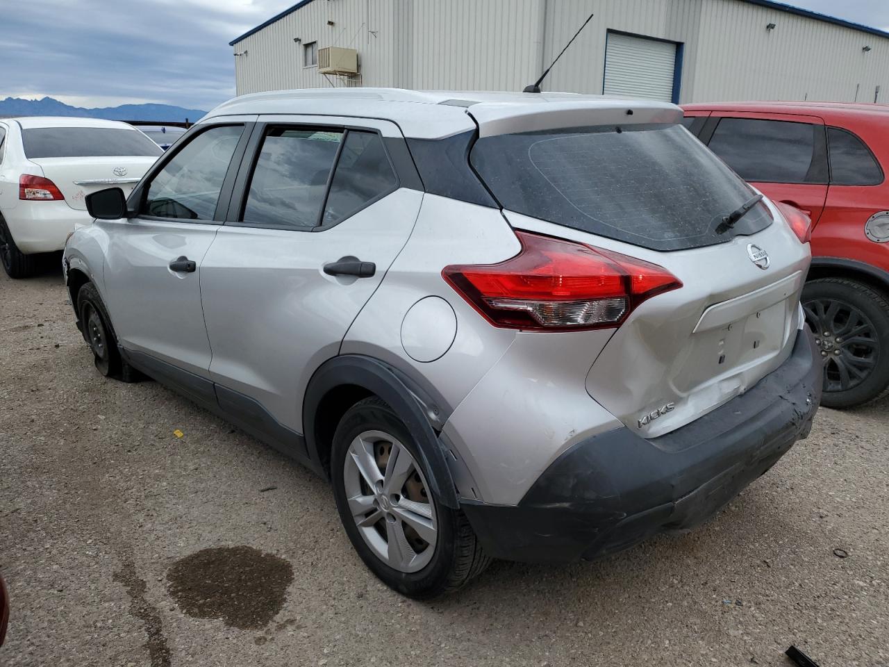 Photo 1 VIN: 3N1CP5CU8JL542278 - NISSAN KICKS 