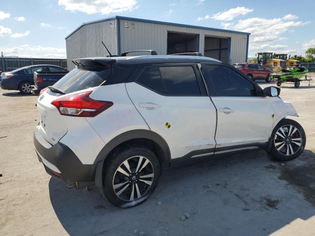 Photo 2 VIN: 3N1CP5CU8KL502235 - NISSAN KICKS S 