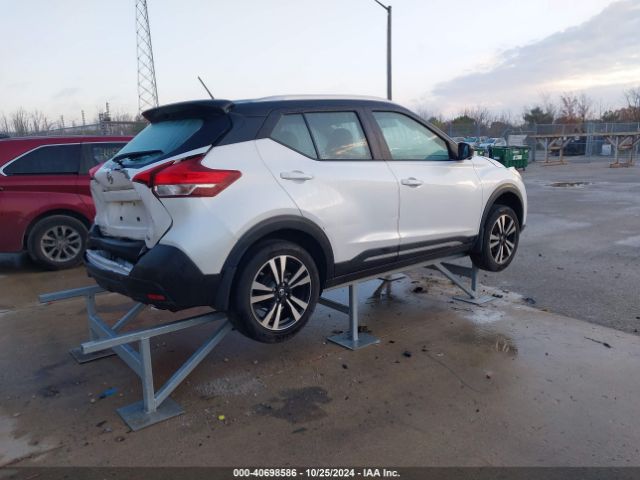 Photo 3 VIN: 3N1CP5CU8KL532318 - NISSAN KICKS 