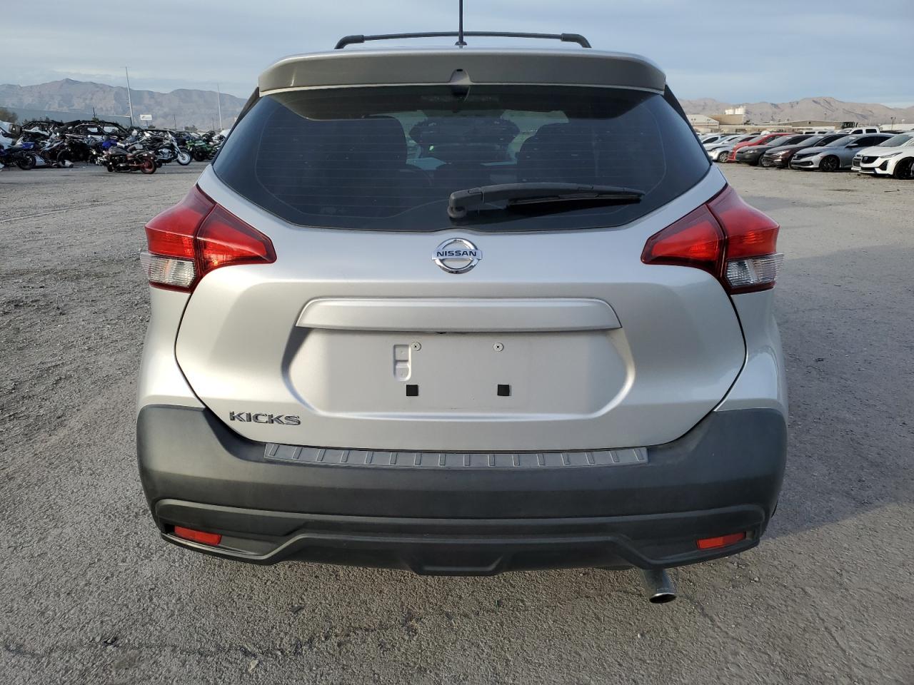 Photo 5 VIN: 3N1CP5CU8KL563066 - NISSAN KICKS 