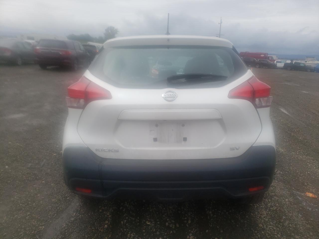 Photo 5 VIN: 3N1CP5CU9JL513548 - NISSAN KICKS 