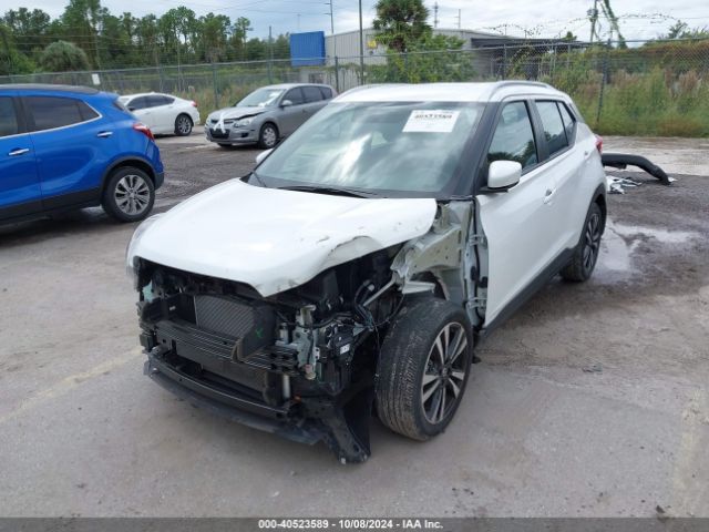 Photo 5 VIN: 3N1CP5CU9JL520693 - NISSAN KICKS 