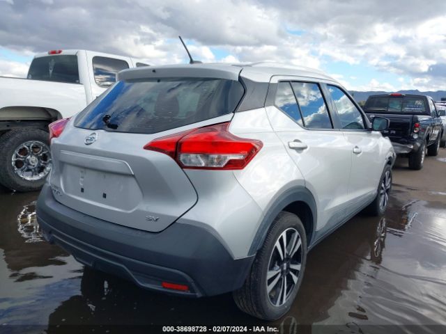 Photo 3 VIN: 3N1CP5CU9JL523092 - NISSAN KICKS 