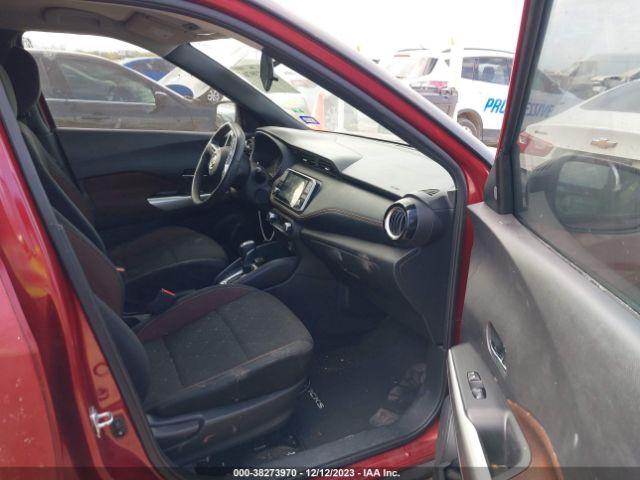 Photo 4 VIN: 3N1CP5CU9JL524968 - NISSAN KICKS 