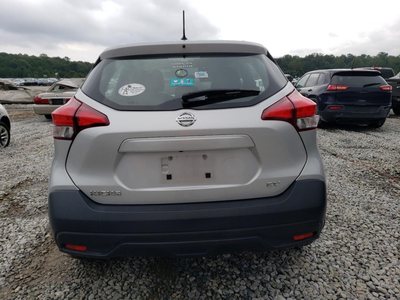 Photo 5 VIN: 3N1CP5CU9JL538272 - NISSAN KICKS 