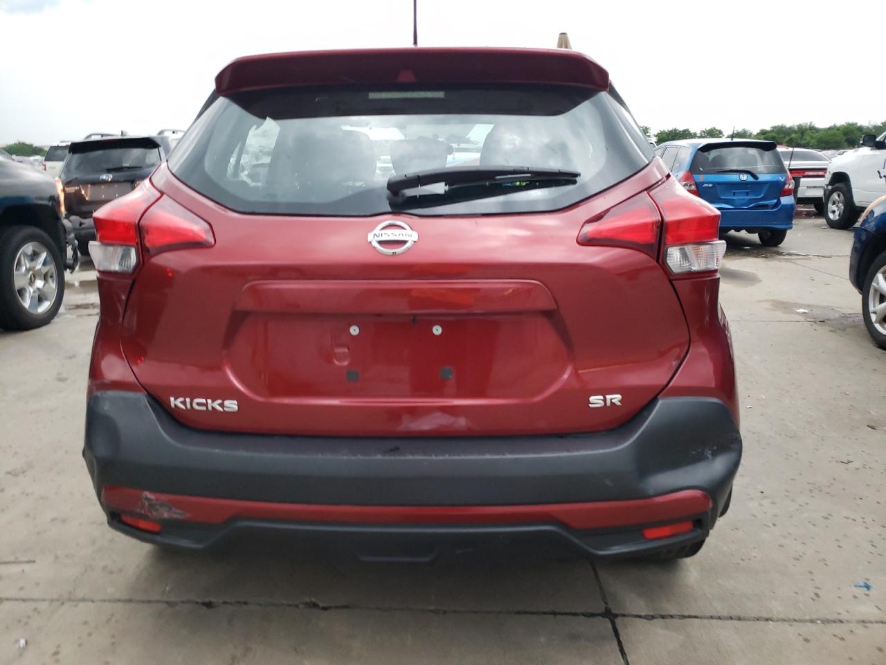 Photo 5 VIN: 3N1CP5CU9JL541589 - NISSAN KICKS 