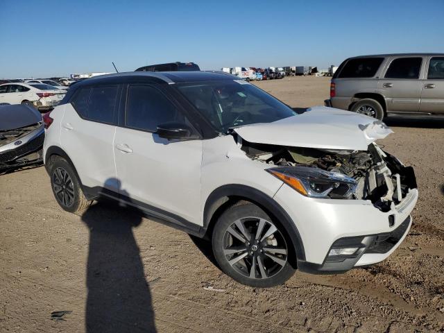 Photo 3 VIN: 3N1CP5CU9KL491813 - NISSAN KICKS S 