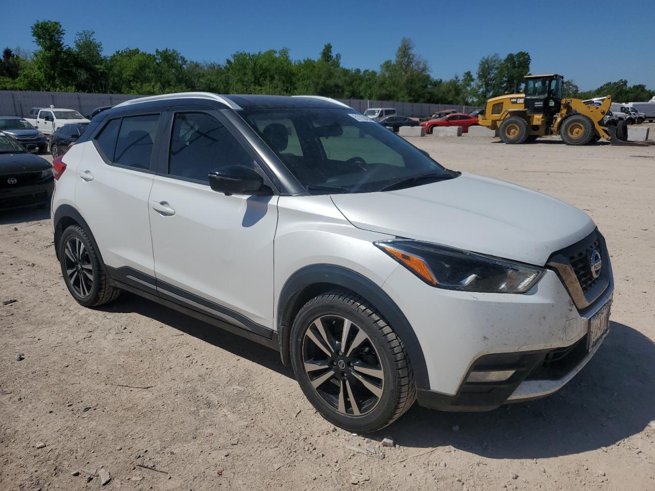 Photo 3 VIN: 3N1CP5CU9KL507489 - NISSAN KICKS 