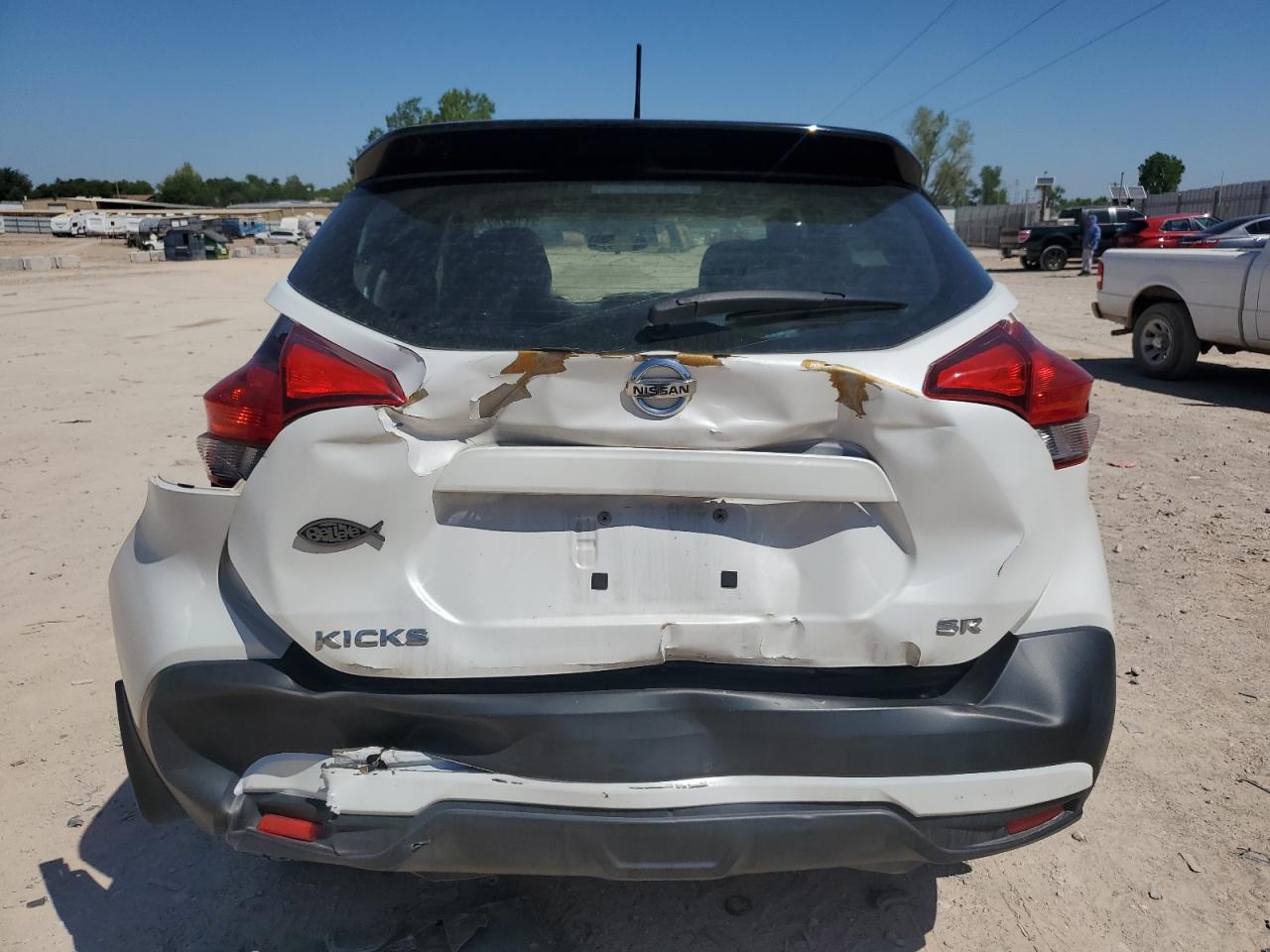 Photo 5 VIN: 3N1CP5CU9KL507489 - NISSAN KICKS 