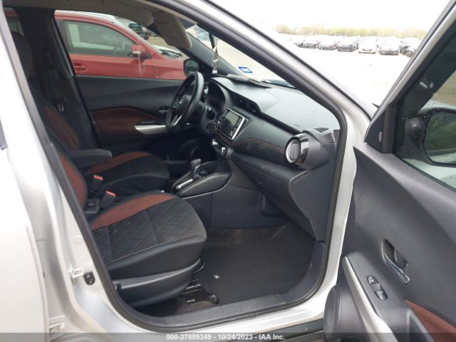 Photo 4 VIN: 3N1CP5CU9KL514488 - NISSAN KICKS 