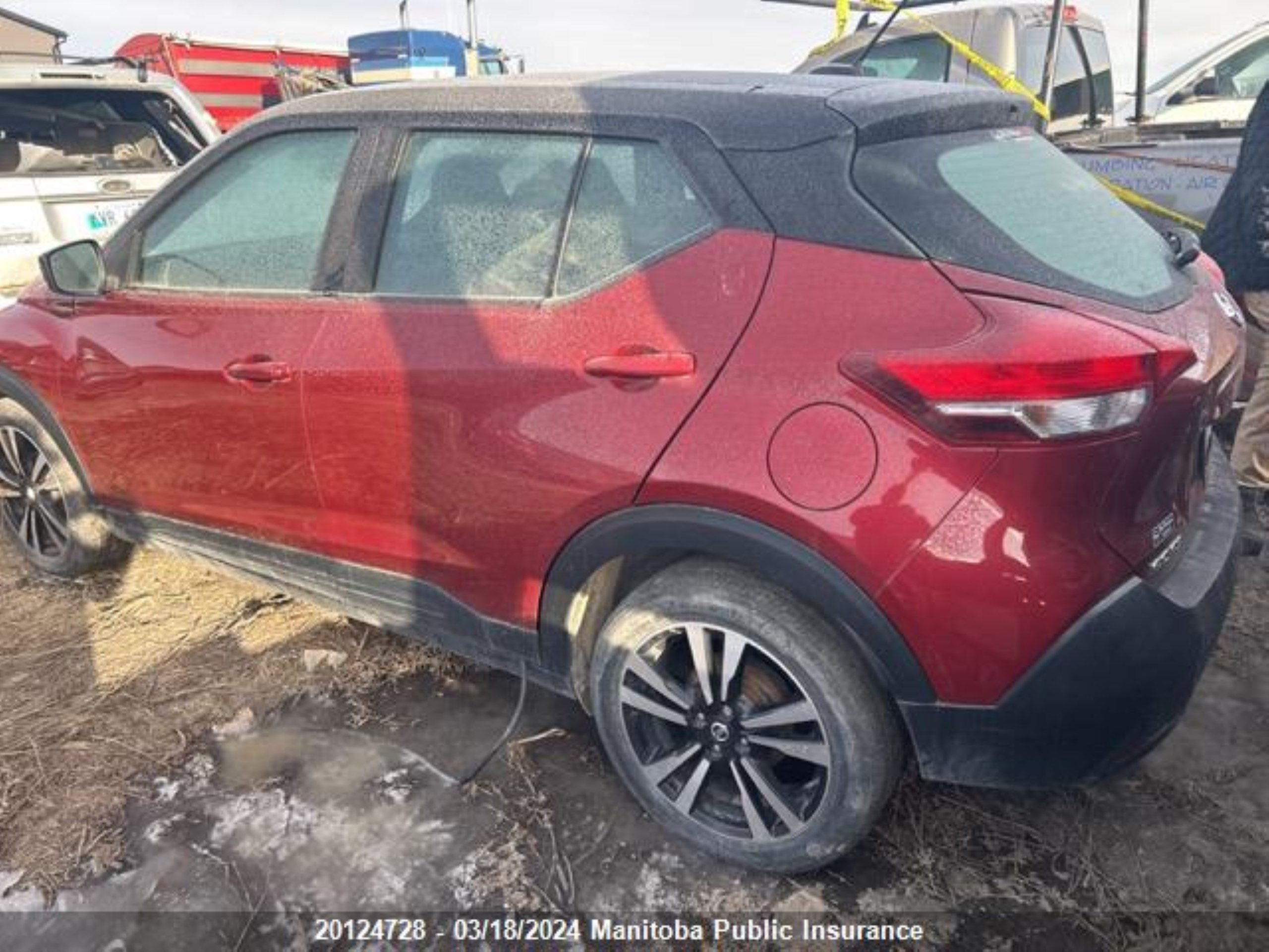 Photo 3 VIN: 3N1CP5CUXJL510481 - NISSAN KICKS 