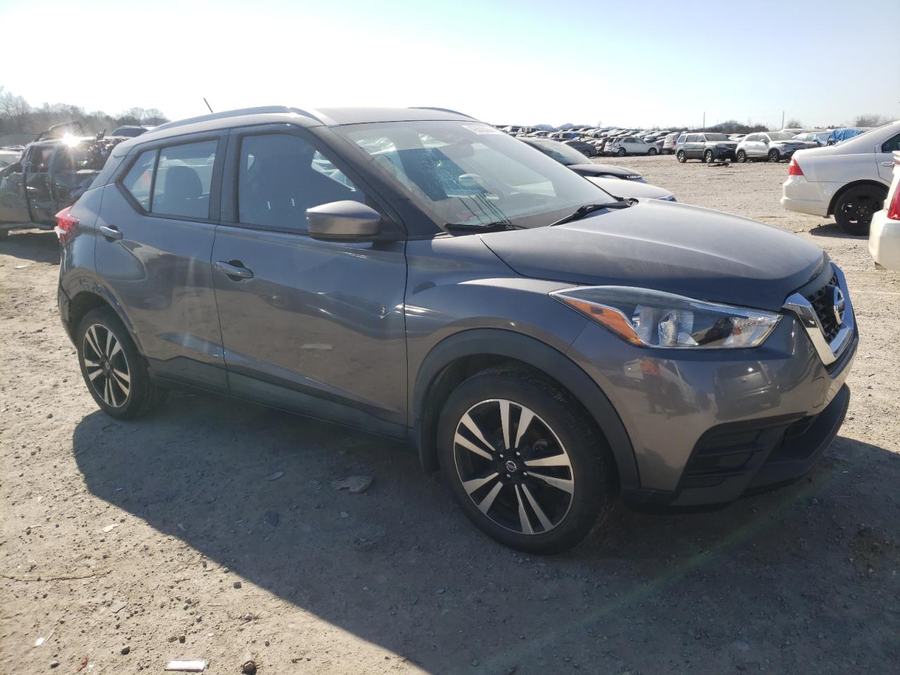 Photo 3 VIN: 3N1CP5CUXJL512909 - NISSAN KICKS 