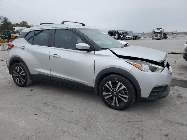 Photo 3 VIN: 3N1CP5CUXJL521898 - NISSAN KICKS S 