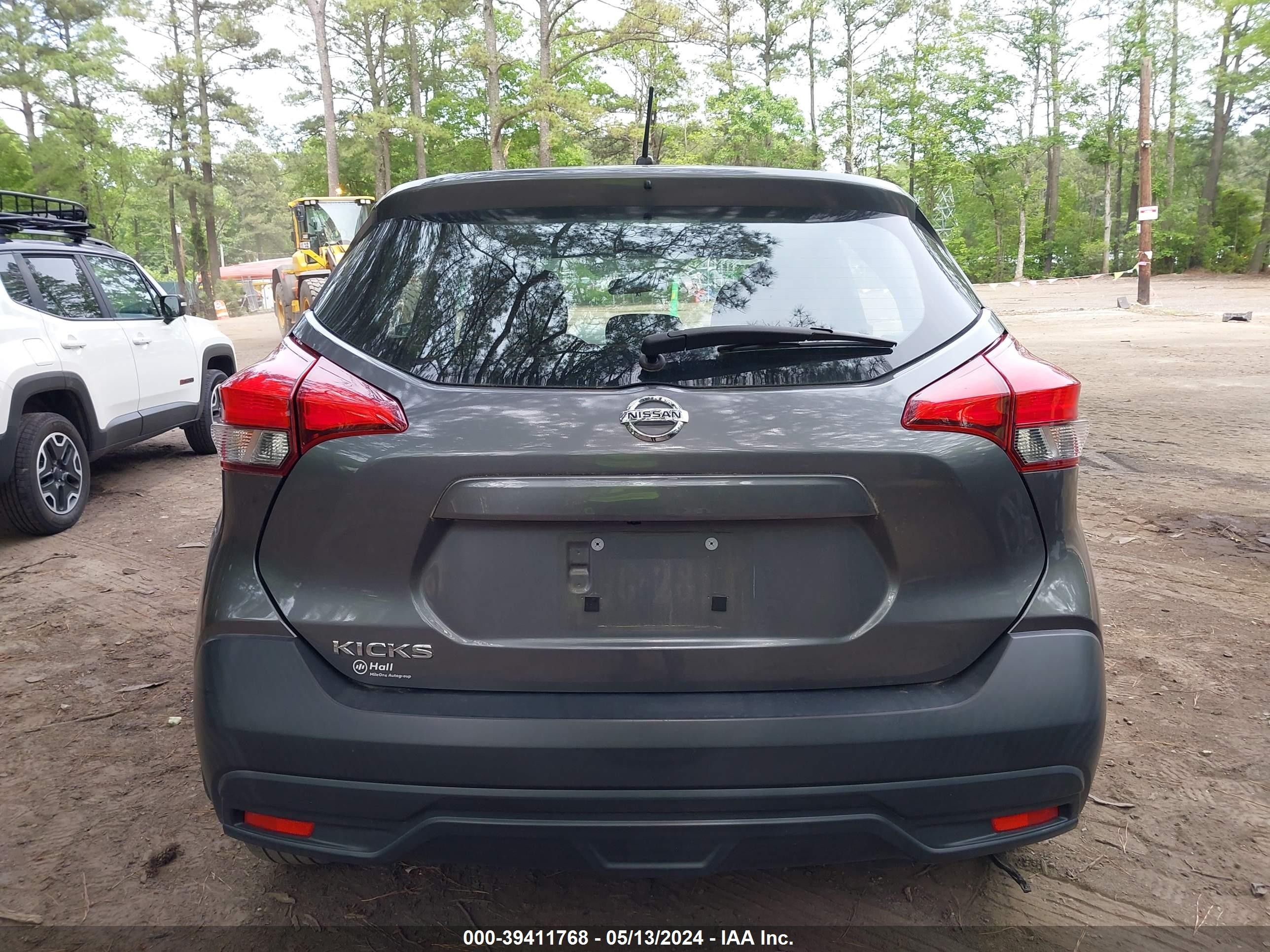 Photo 15 VIN: 3N1CP5CUXJL525580 - NISSAN KICKS 