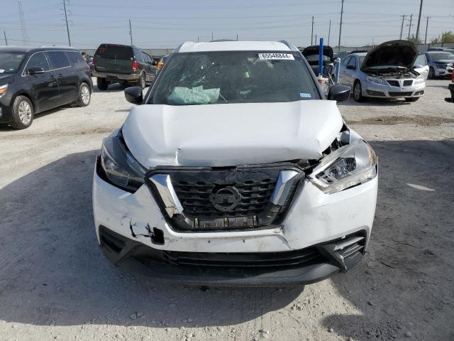 Photo 4 VIN: 3N1CP5CUXJL535932 - NISSAN KICKS S 